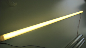 LED蛍光灯 暖色タイプ（Y／黄色）